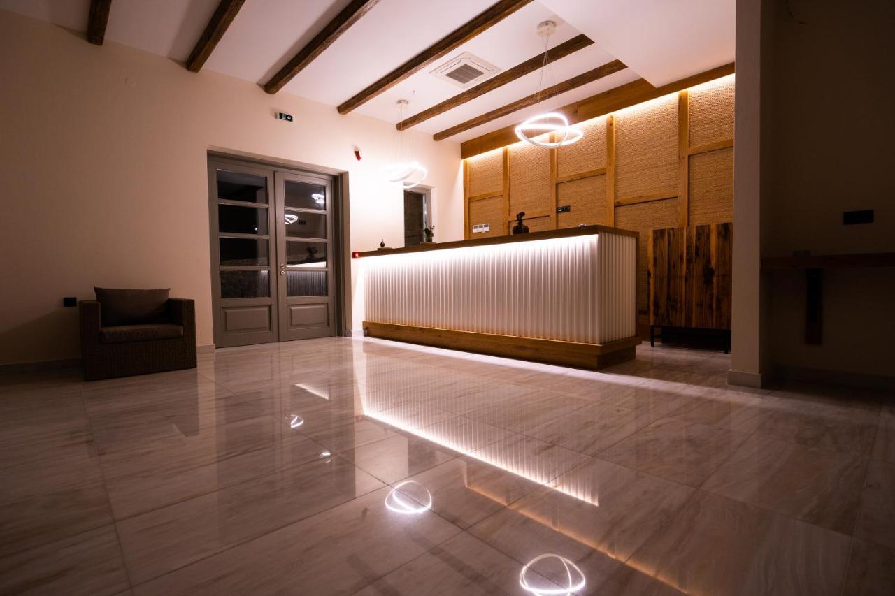 Kouros Blanc Resort & Suites Pounda Eksteriør bilde