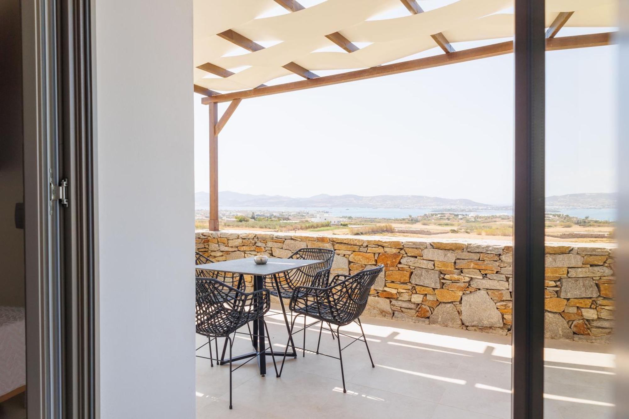 Kouros Blanc Resort & Suites Pounda Rom bilde